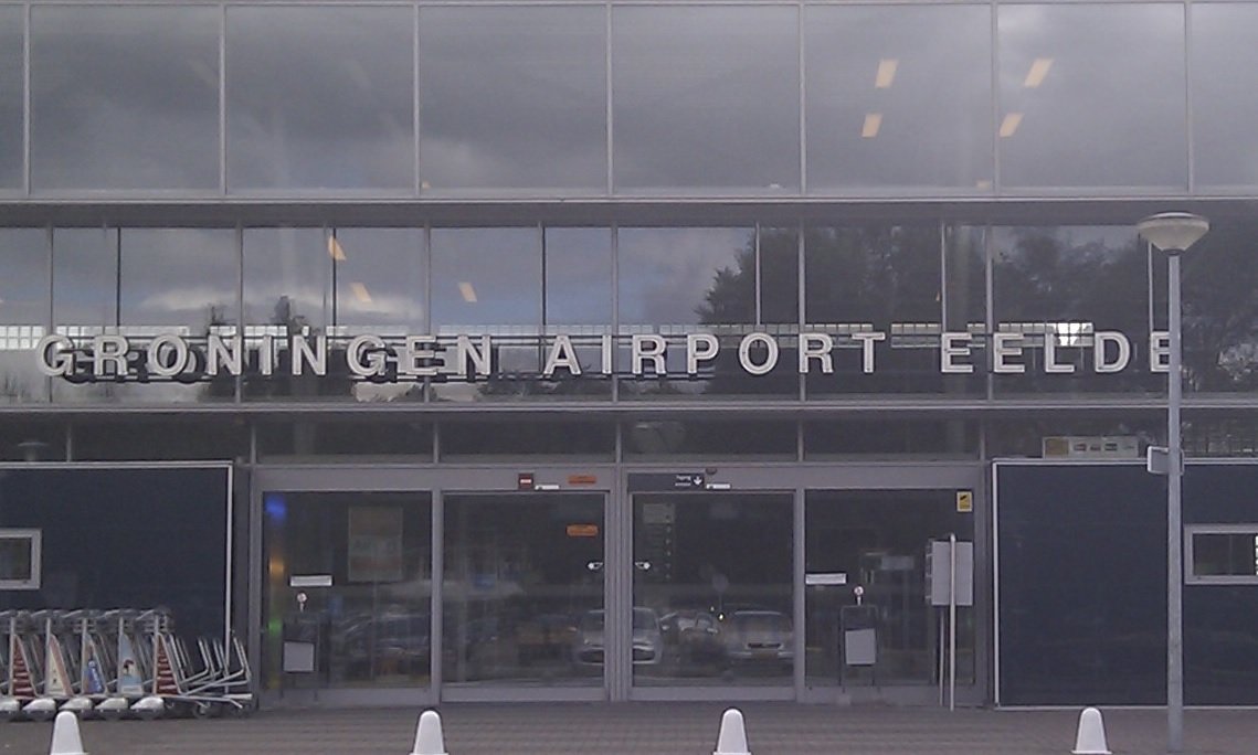 groningen airport entrance